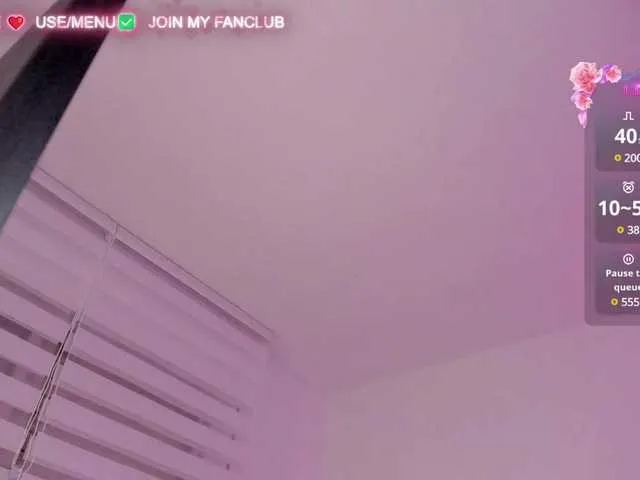 Live sex webcam photo for DominaDeivis #290682073