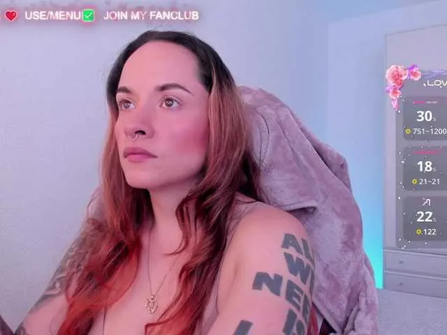 Live sex webcam photo for DominaDeivis #291499615