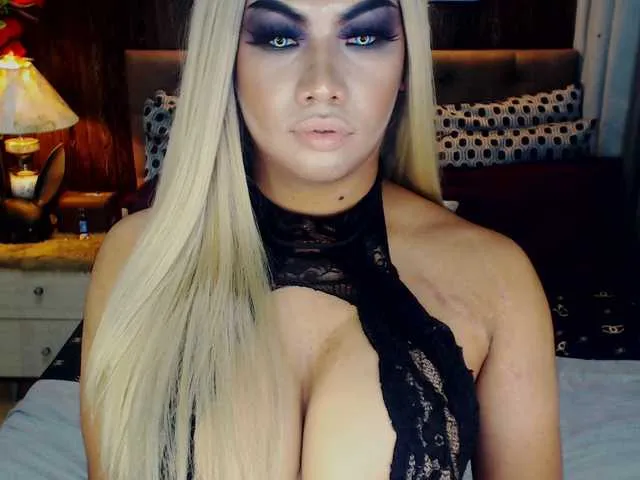 Live sex webcam photo for DominaMystica #273138615