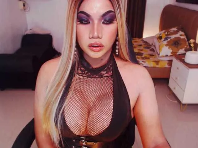 Live sex webcam photo for DominaMystica #274211786