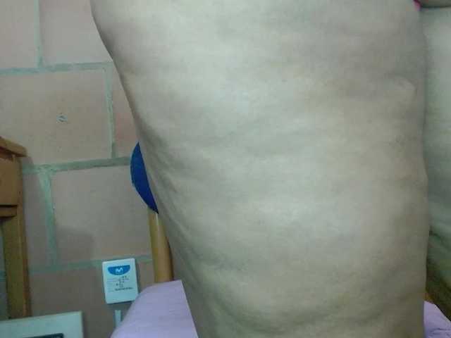 Live sex webcam photo for DominantFatWoman #290440971