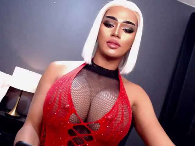 Live sex webcam photo for DominantLatina #292421250