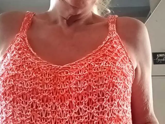 Live sex webcam photo for Dominatrix-Helga #290969002