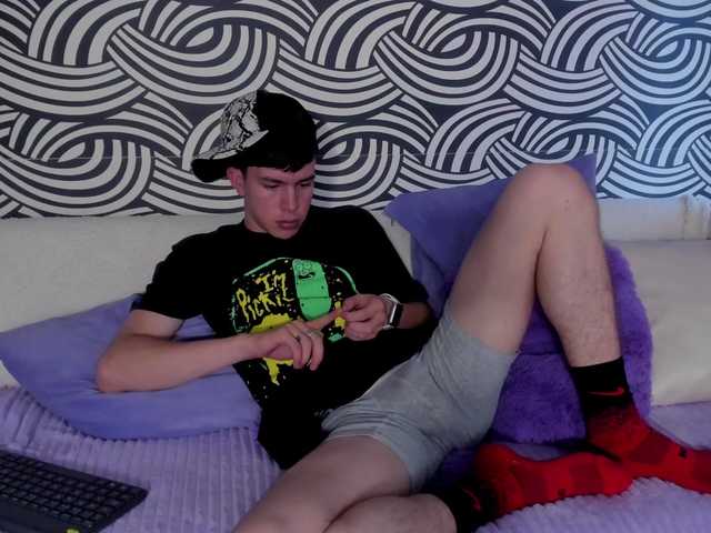 Live sex webcam photo for Dominic-Prince #276774289