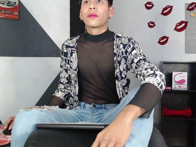 Live sex webcam photo for Dominicc5 #278076347