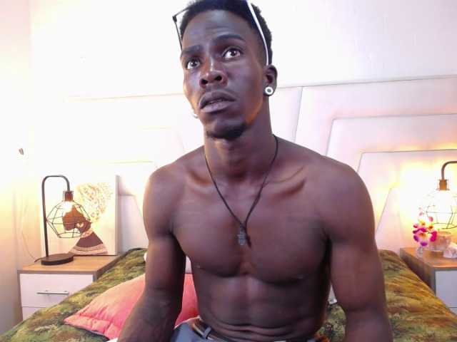 Live sex webcam photo for DominickBlack #277545069