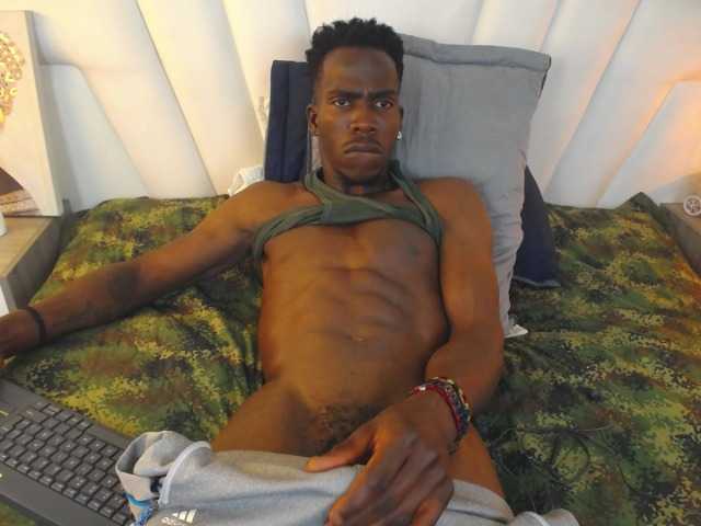 Live sex webcam photo for DominickBlack #277653890