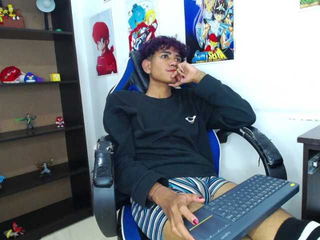 Live sex webcam photo for Don-vergass #275205198