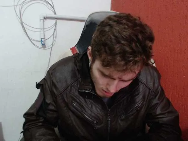 Live sex webcam photo for DonCarrasco #275533176