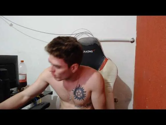 Live sex webcam photo for DonCarrasco #275570713