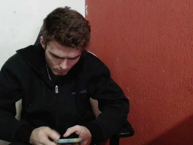 Live sex webcam photo for DonCarrasco #275672533