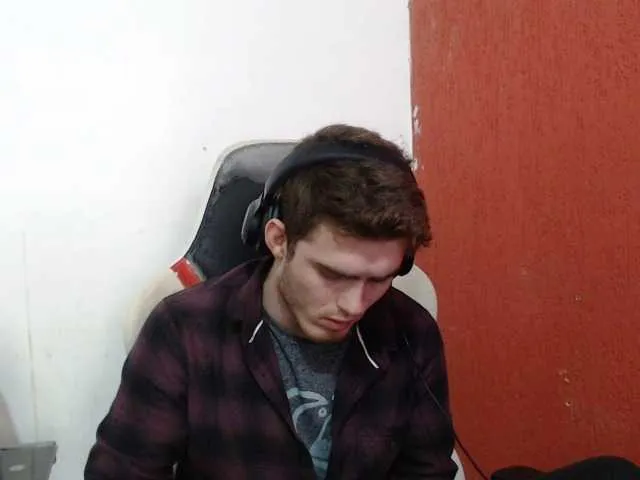 Live sex webcam photo for DonCarrasco #275722596