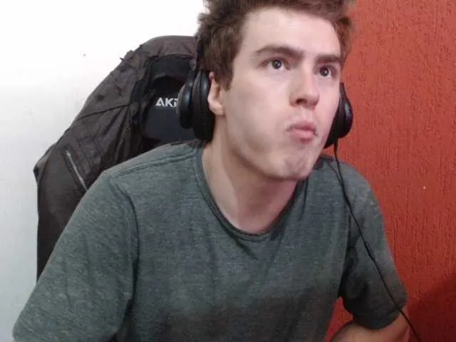 Live sex webcam photo for DonCarrasco #276013711