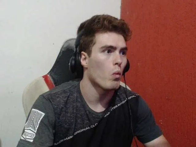 Live sex webcam photo for DonCarrasco #276195128