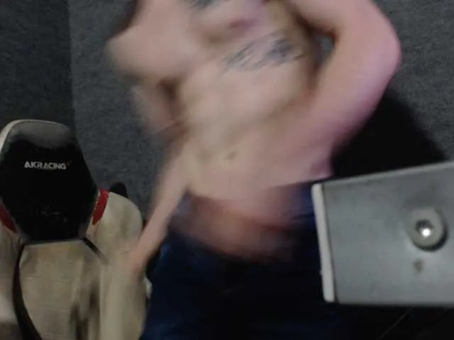 Live sex webcam photo for DonCarrasco #277734779