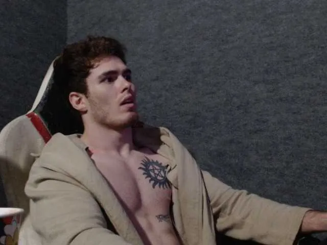 Live sex webcam photo for DonCarrasco #277768441