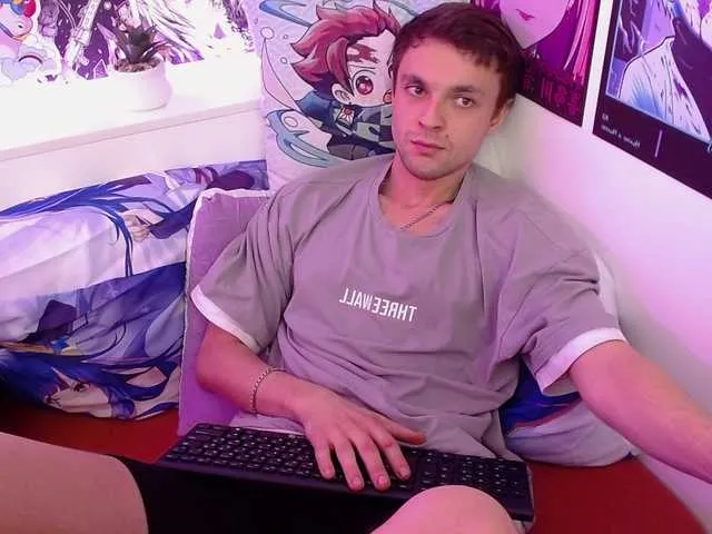 Live sex webcam photo for DonLear #275510403