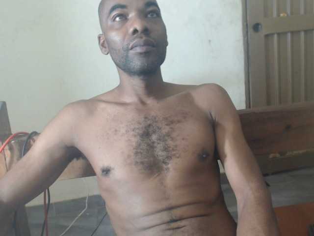 Live sex webcam photo for DonVictorx #275499348