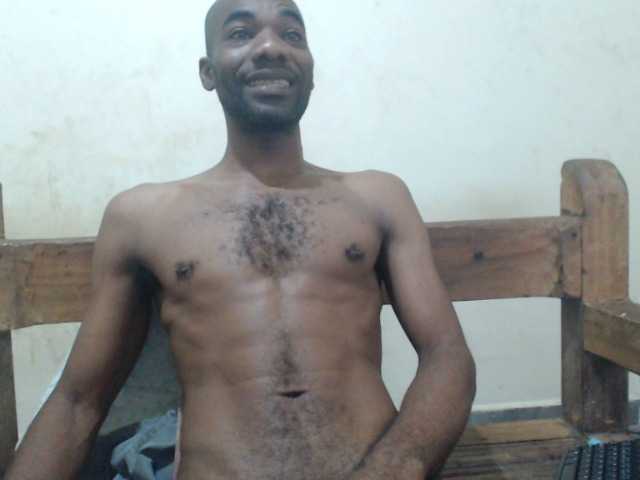 Live sex webcam photo for DonVictorx #275669475