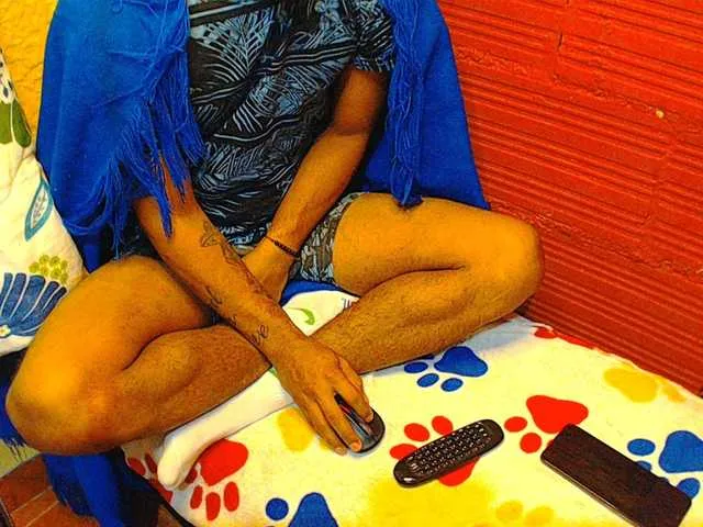 Live sex webcam photo for Donatello-69 #290764111