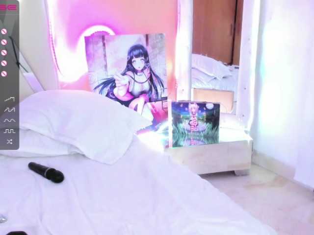 Live sex webcam photo for Donna-Milf #272561916