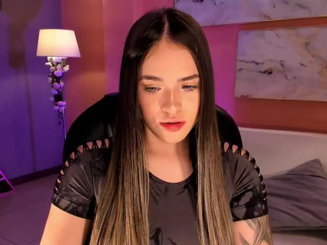 Live sex webcam photo for DonnaStonne #290995821