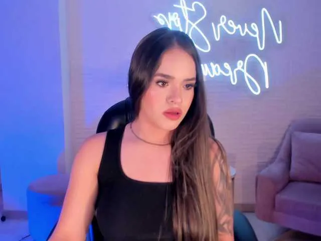 Live sex webcam photo for DonnaStonne #291593277
