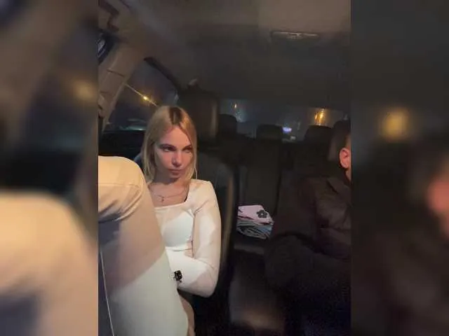 Live sex webcam photo for DonorDi #290282822