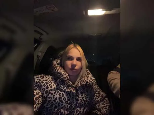 Live sex webcam photo for DonorDi #290468451