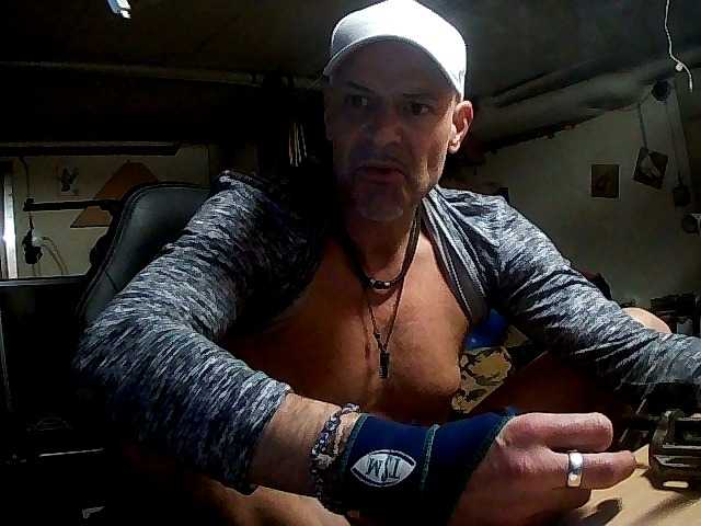 Live sex webcam photo for Donwollo #291115046