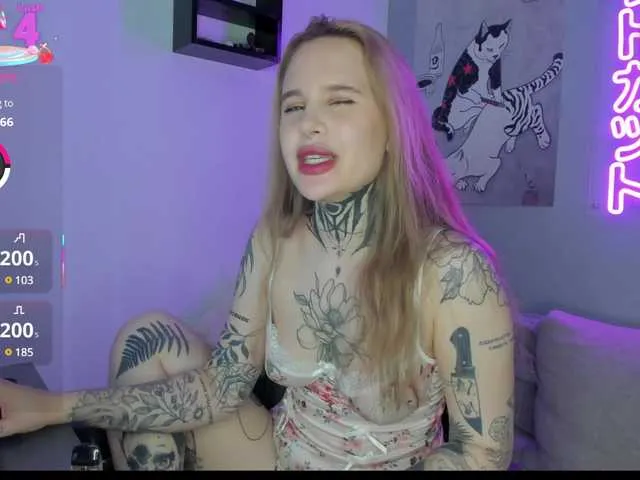 Live sex webcam photo for DoraFlower691 #291371323