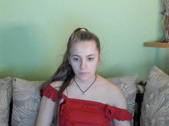 Live sex webcam photo for DoraRose #272480378