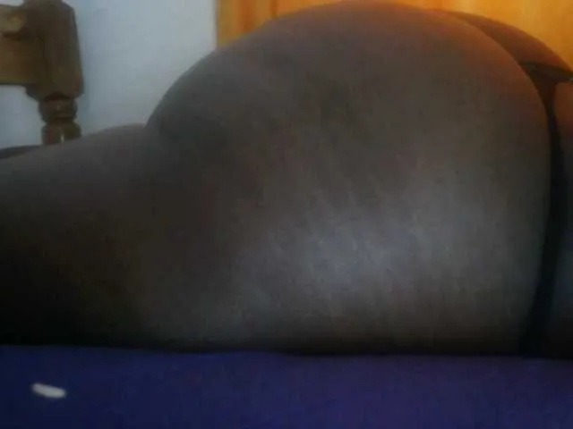Live sex webcam photo for Doracandy #293978768