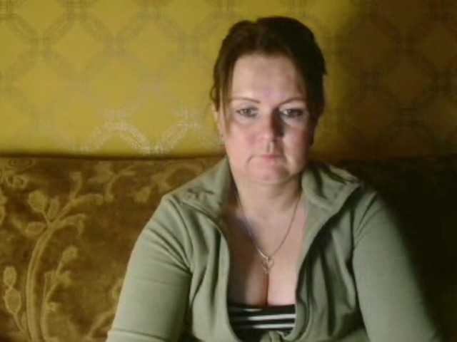 Live sex webcam photo for DoreenAlone #291045055