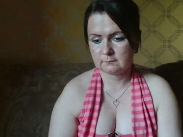 Live sex webcam photo for DoreenAlone #291280085