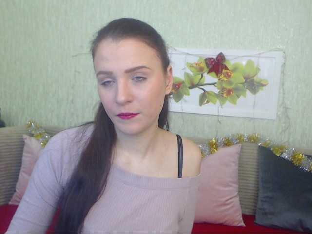 Live sex webcam photo for Dorennta #271899070