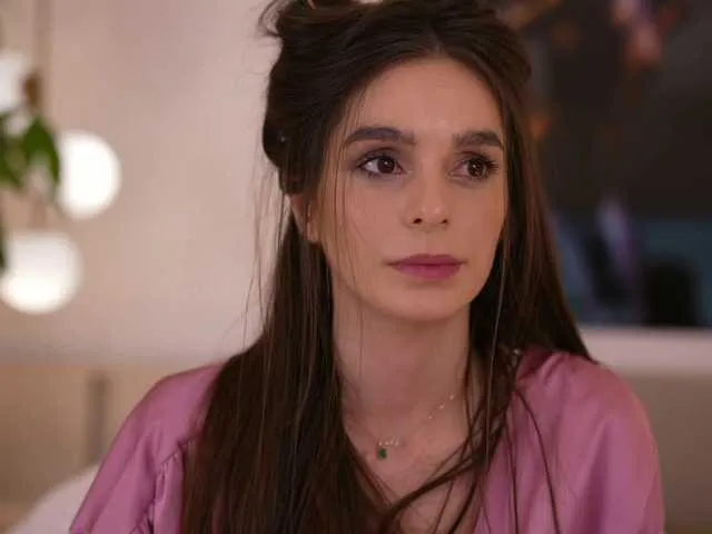 Live sex webcam photo for DorisCream #292235864