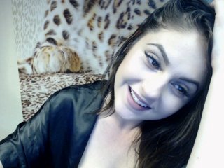 Live sex webcam photo for DorisDoll #125133473