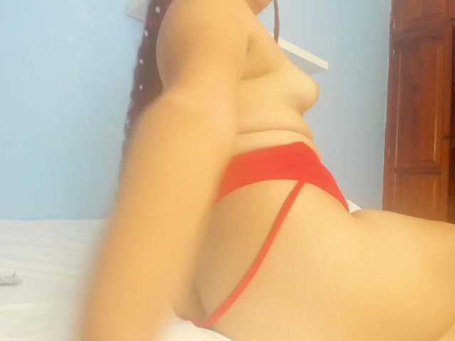 Live sex webcam photo for Dorothy1 #277149754