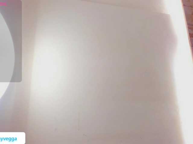 Live sex webcam photo for DorothyVegga #292169105