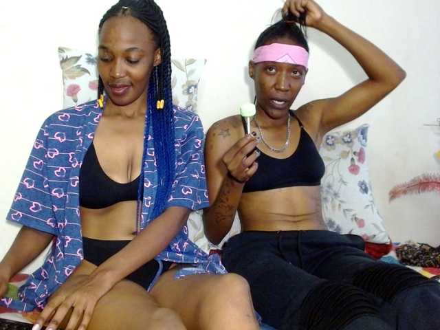 Live sex webcam photo for DoublETrouX #272549164