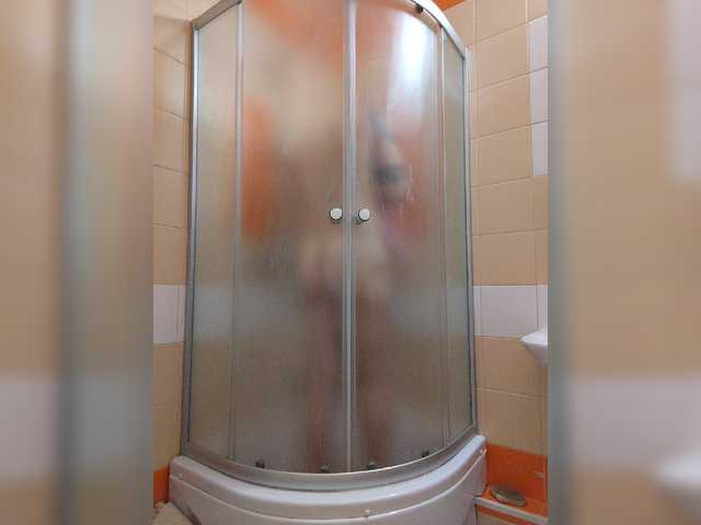 Live sex webcam photo for DoubleHeadedSnake13 #277299834