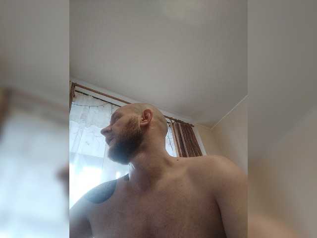 Live sex webcam photo for DoubleHeadedSnake13 #277575867