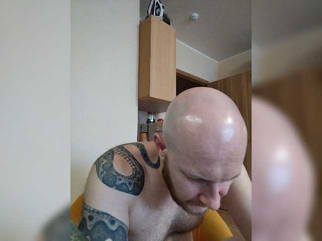 Live sex webcam photo for DoubleHeadedSnake13 #277664867