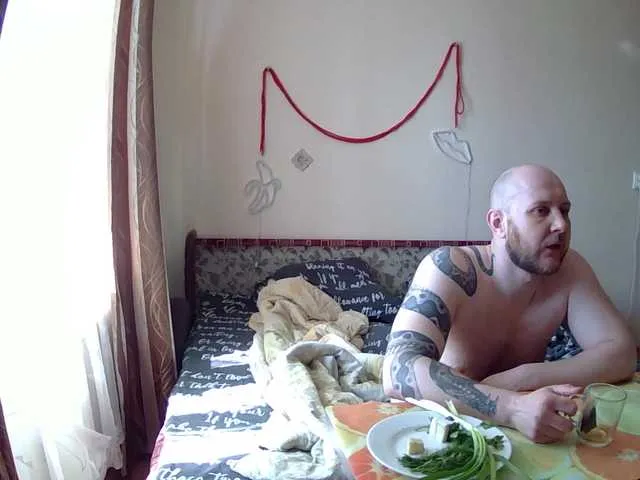 Live sex webcam photo for DoubleHeadedSnake13 #277805123