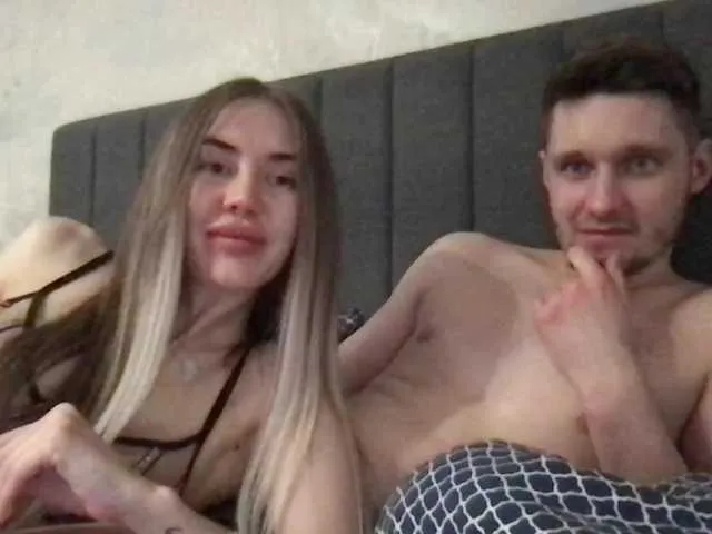 Live sex webcam photo for DoubleTrouble13 #277440360