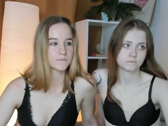 Live sex webcam photo for DouglasAlice #273782811