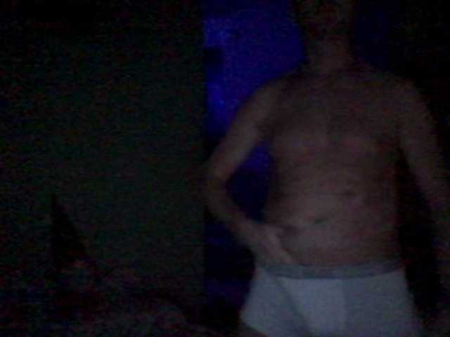 Live sex webcam photo for DoveLove37a #275601050