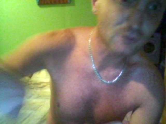 Live sex webcam photo for DoveLove37a #275853977