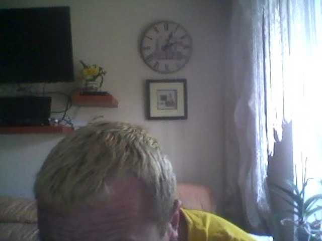 Live sex webcam photo for DoveLove37a #276198206